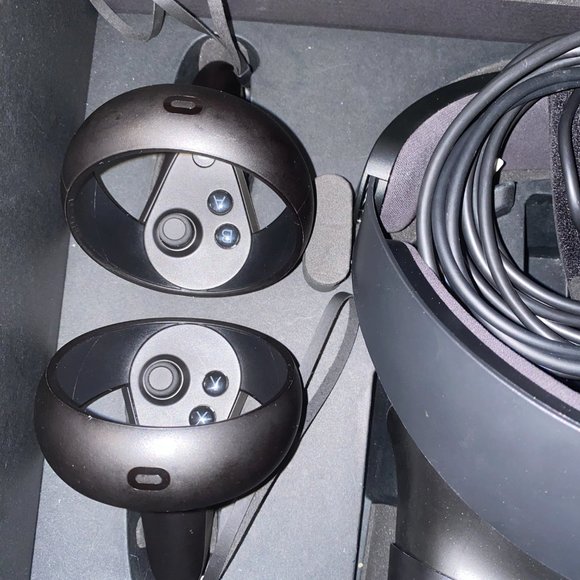 Oculus Rift S - Picture 3 of 10